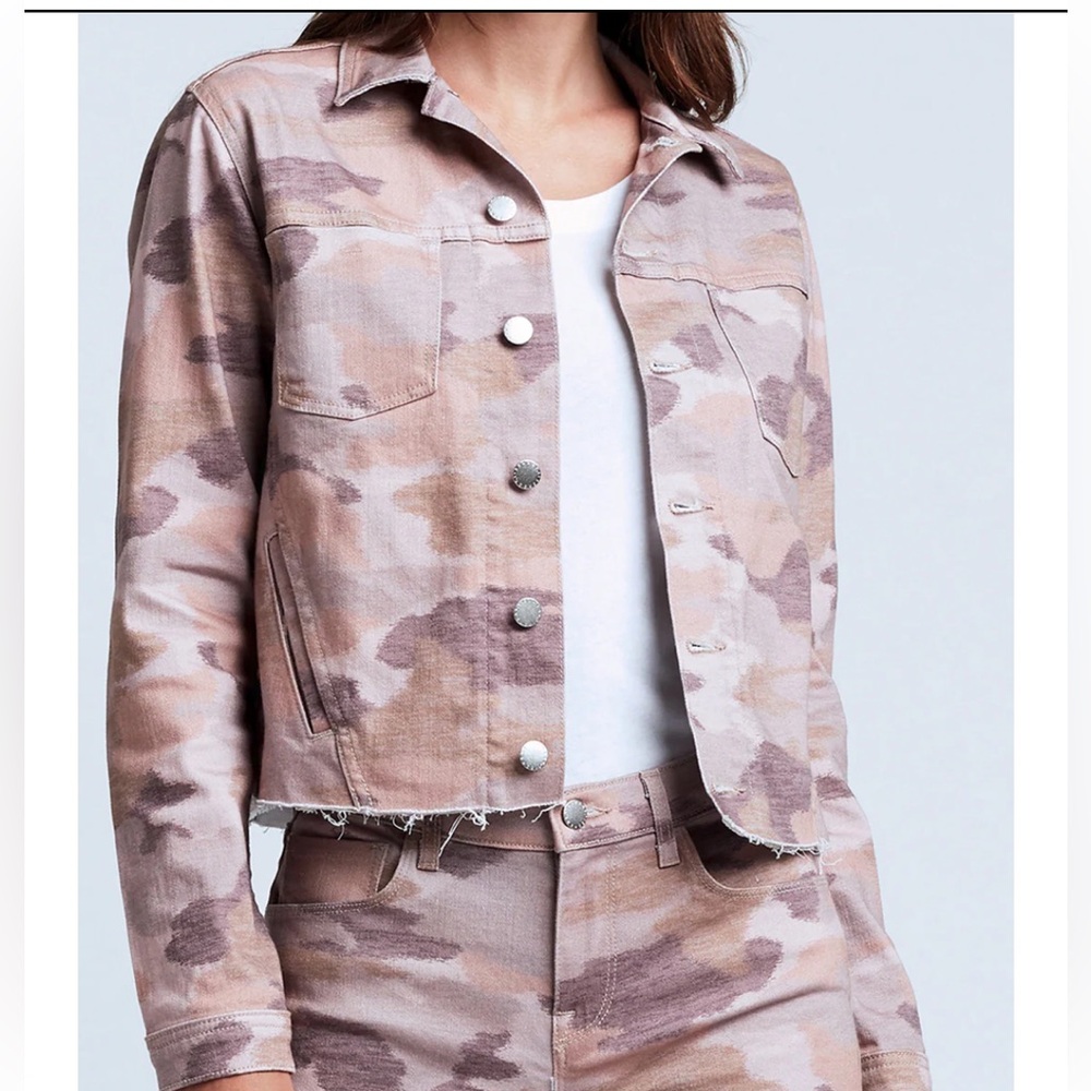 .L’ Agence Camouflage Women's Jacket . NWOT Size L